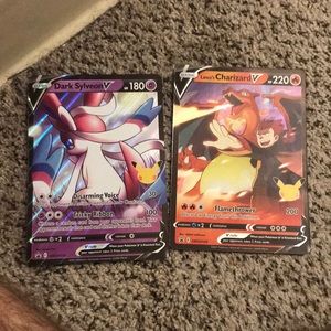 (jumbo cards)Lance’s charizard V & Dark Sylveon V